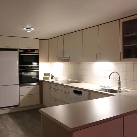 Visit Wonderful Center - 3 Bedroom *