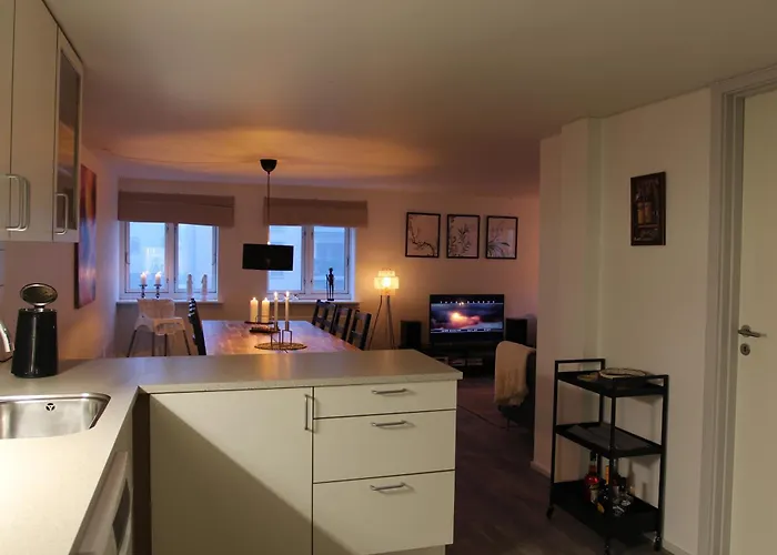 아파트 Visit Wonderful Center - 3 Bedroom 오덴세